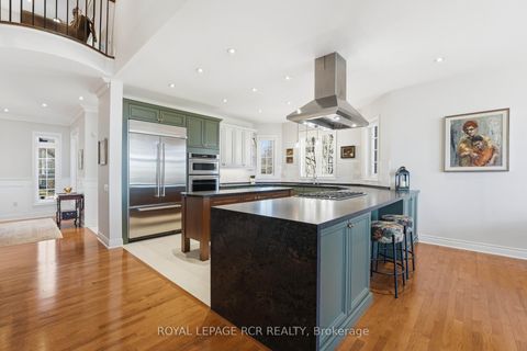 Photo 8 at 88 - 6 Danbrook Court, Aurora Estates, Aurora