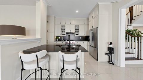 Photo 13 at 1 Meadowsweet Lane, Oak Ridges Lake Wilcox, Richmond Hill