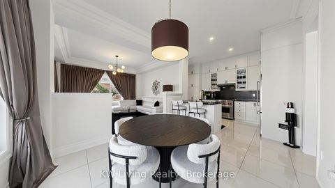 Photo 17 at 1 Meadowsweet Lane, Oak Ridges Lake Wilcox, Richmond Hill