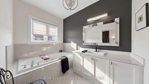 Photo 26 at 1 Meadowsweet Lane, Oak Ridges Lake Wilcox, Richmond Hill