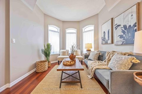 Photo 5 at 25 Wilshire Drive, Brooklin, Whitby