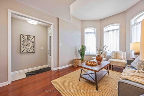 Photo 6 at 25 Wilshire Drive, Brooklin, Whitby