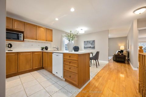 Photo 19 at 25 Wilshire Drive, Brooklin, Whitby