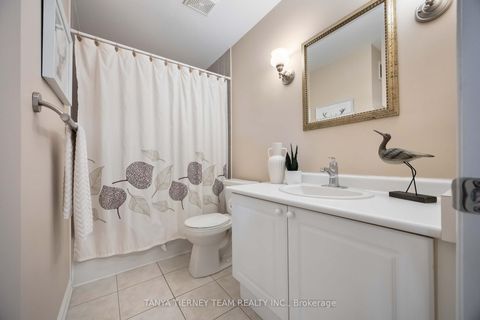 Photo 32 at 25 Wilshire Drive, Brooklin, Whitby