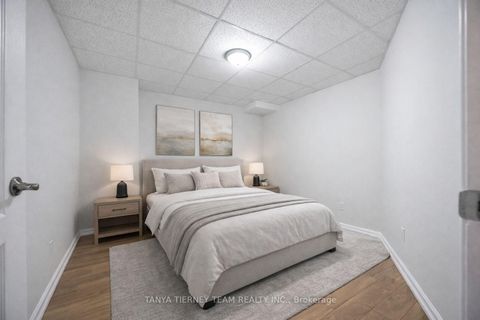 Photo 37 at 25 Wilshire Drive, Brooklin, Whitby