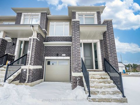 Photo 2 at 553 TED MARKS Drive, Kedron, Oshawa