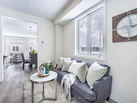 Photo 6 at 553 TED MARKS Drive, Kedron, Oshawa