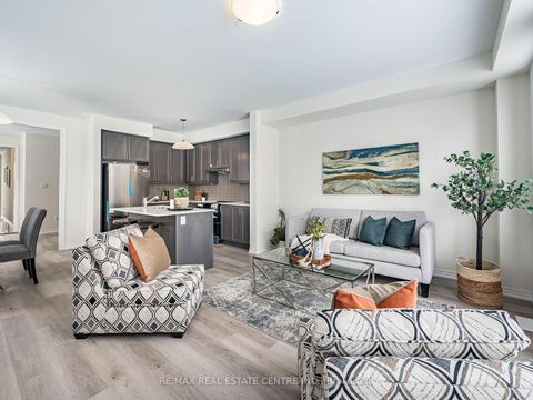 Photo 14 at 553 TED MARKS Drive, Kedron, Oshawa