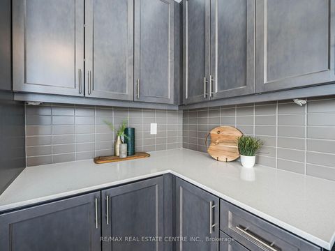 Photo 22 at 553 TED MARKS Drive, Kedron, Oshawa