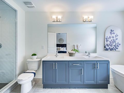 Photo 33 at 553 TED MARKS Drive, Kedron, Oshawa