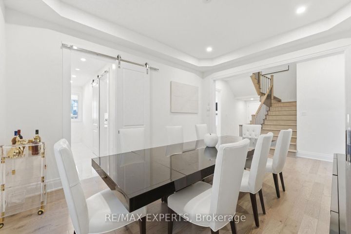 Photo 17 at 54 Winthrop Crescent, Vellore Village, Vaughan