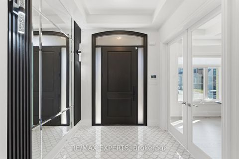 Photo 2 at 54 Winthrop Crescent, Vellore Village, Vaughan