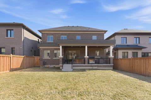 Photo 44 at 54 Winthrop Crescent, Vellore Village, Vaughan