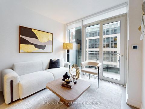 Photo 3 at 440 - 60 princess Street, Waterfront Communities C8, Toronto