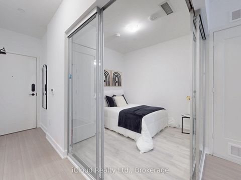 Photo 26 at 440 - 60 princess Street, Waterfront Communities C8, Toronto