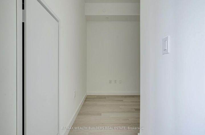 Photo 13 at 2406 - 2A Church Street, Yonge Corridor, Toronto