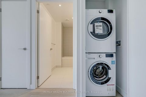 Photo 18 at 2406 - 2A Church Street, Yonge Corridor, Toronto