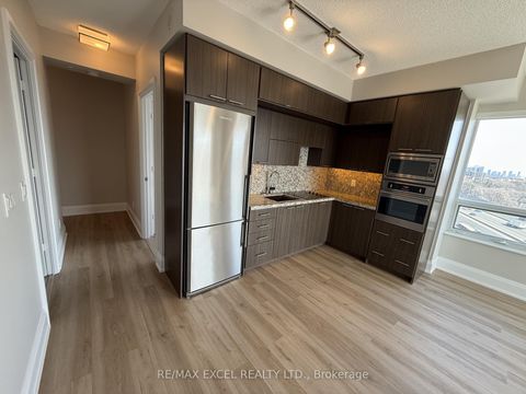 Photo 2 at 906 - 120 Harrison Garden Boulevard, Willowdale East, Toronto