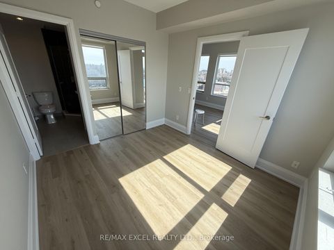 Photo 10 at 906 - 120 Harrison Garden Boulevard, Willowdale East, Toronto