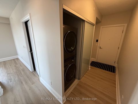 Photo 11 at 906 - 120 Harrison Garden Boulevard, Willowdale East, Toronto