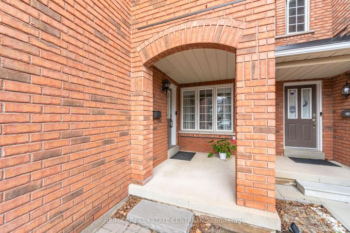 Photo 2 at 62 - 2665 Thomas Street, Central Erin Mills, Mississauga
