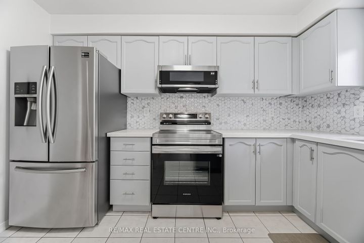 Photo 11 at 62 - 2665 Thomas Street, Central Erin Mills, Mississauga