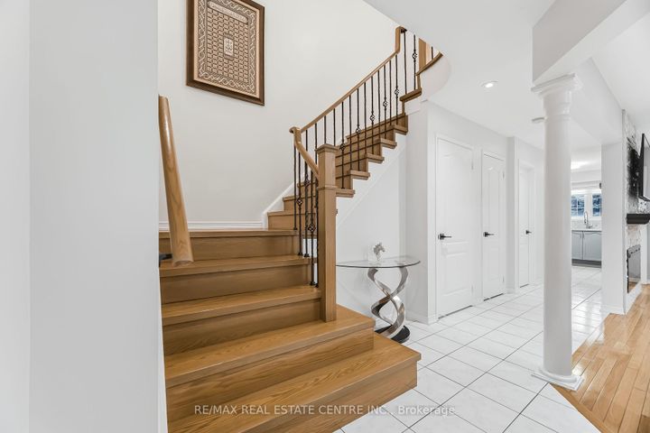 Photo 17 at 62 - 2665 Thomas Street, Central Erin Mills, Mississauga