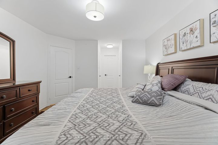 Photo 22 at 62 - 2665 Thomas Street, Central Erin Mills, Mississauga