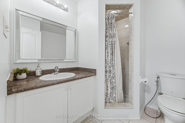 Photo 24 at 62 - 2665 Thomas Street, Central Erin Mills, Mississauga