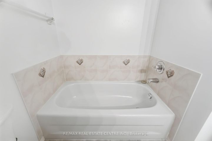 Photo 25 at 62 - 2665 Thomas Street, Central Erin Mills, Mississauga