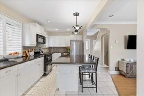 Photo 2 at 11 Chelsea Drive, Alderwood, Toronto