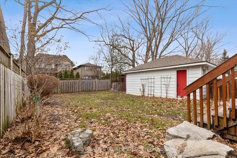 Photo 16 at 11 Chelsea Drive, Alderwood, Toronto