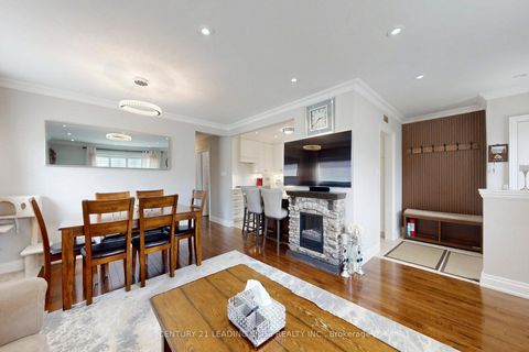 Photo 5 at 27 Archwood Crescent, Maryvale, Toronto