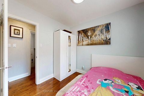 Photo 13 at 27 Archwood Crescent, Maryvale, Toronto