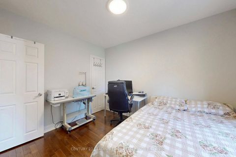 Photo 15 at 27 Archwood Crescent, Maryvale, Toronto
