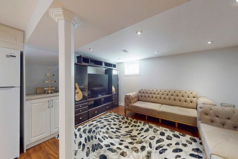 Photo 22 at 27 Archwood Crescent, Maryvale, Toronto