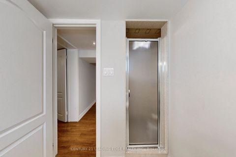 Photo 31 at 27 Archwood Crescent, Maryvale, Toronto