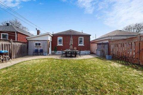 Photo 37 at 27 Archwood Crescent, Maryvale, Toronto