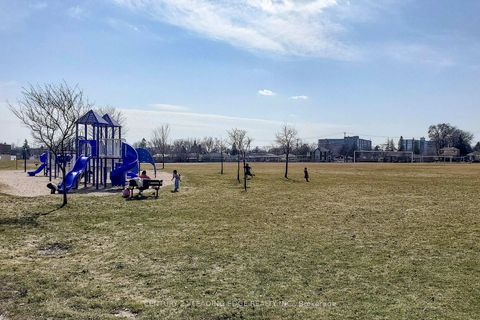 Photo 39 at 27 Archwood Crescent, Maryvale, Toronto