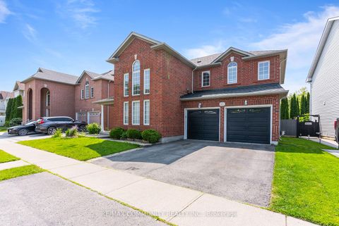 Photo 2 at 1081 Langford Street, Eastdale, Oshawa