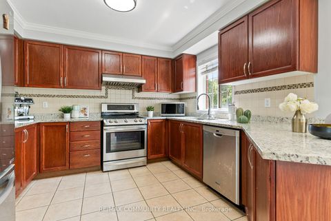 Photo 14 at 1081 Langford Street, Eastdale, Oshawa