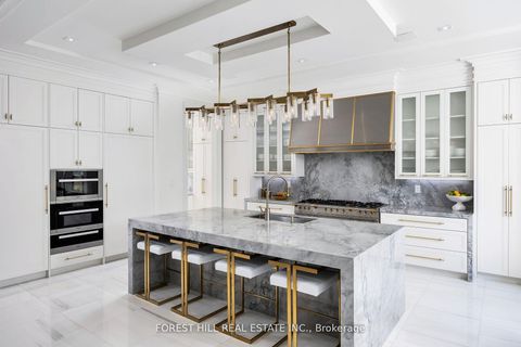 Photo 10 at 239 Cortleigh Boulevard, Lawrence Park South, Toronto