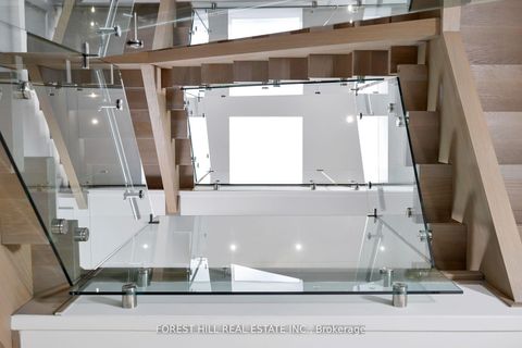 Photo 21 at 239 Cortleigh Boulevard, Lawrence Park South, Toronto