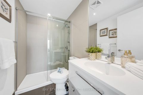 Photo 9 at 4204 - 15 Grenville Street, Bay Street Corridor, Toronto