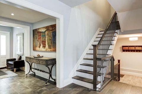 Photo 11 at 34 Lambeth Road, Humber Valley, Toronto