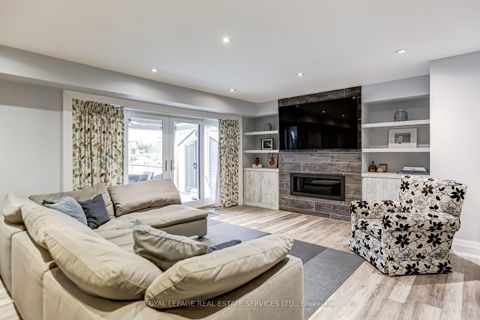 Photo 25 at 34 Lambeth Road, Humber Valley, Toronto