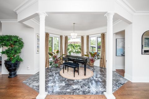 Photo 5 at 13715 Jane Street, King City, King