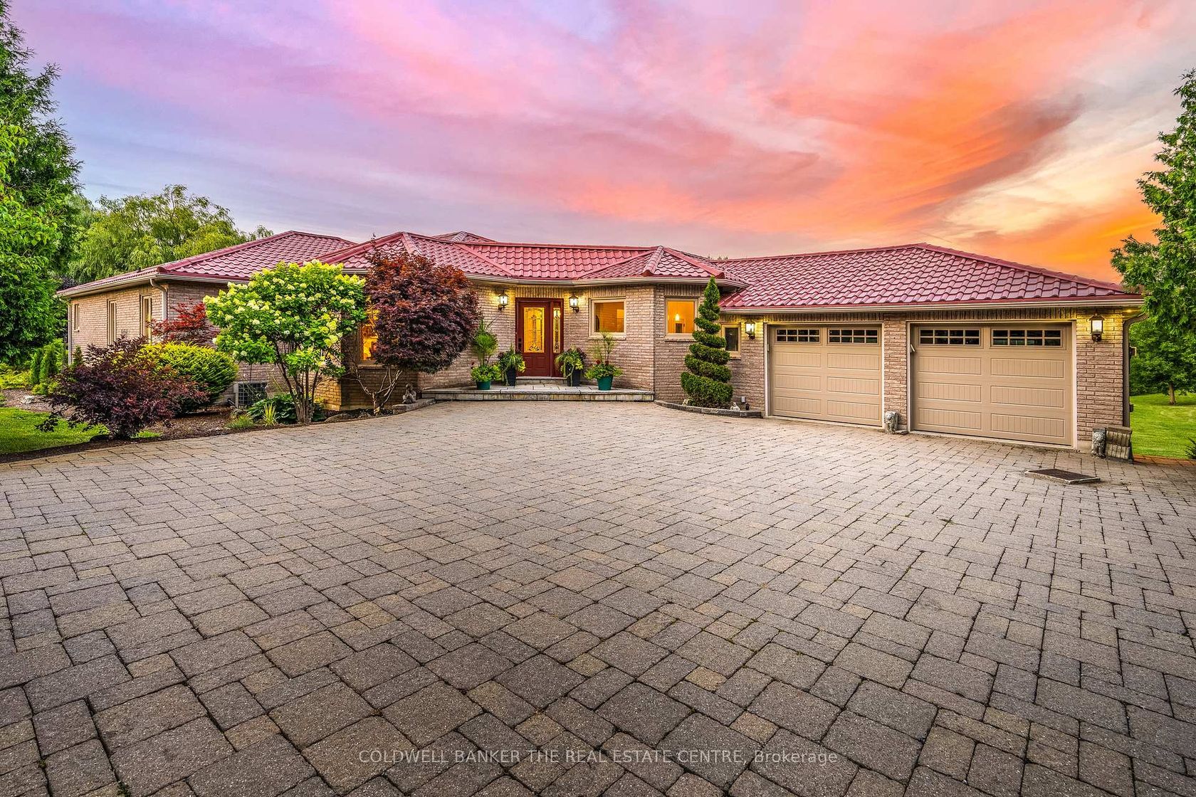 13715 Jane Street, King City, King by Loree Meneguzzi Real Estate 13715 Jane Street, King City, King