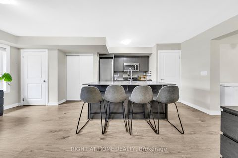 Photo 7 at 5 - 181 William Duncan Road, CFB, Toronto