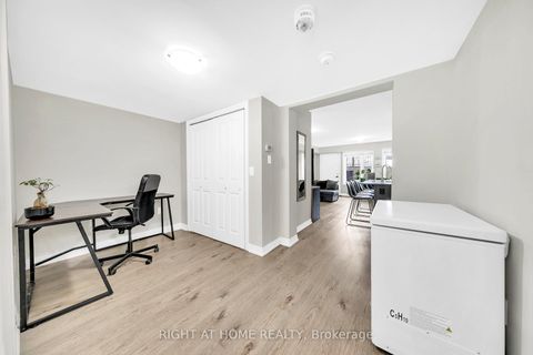 Photo 14 at 5 - 181 William Duncan Road, CFB, Toronto